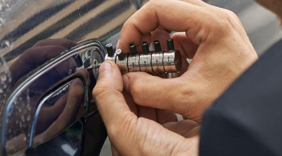 Expert flood damage restoration services in Burnsville, MN